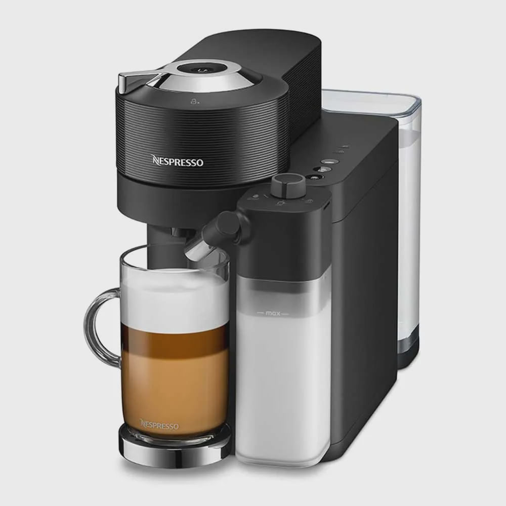 Cafeteira Expresso Nespresso Vertuo Lattissima Preto 220v - Gdv5br3bkne