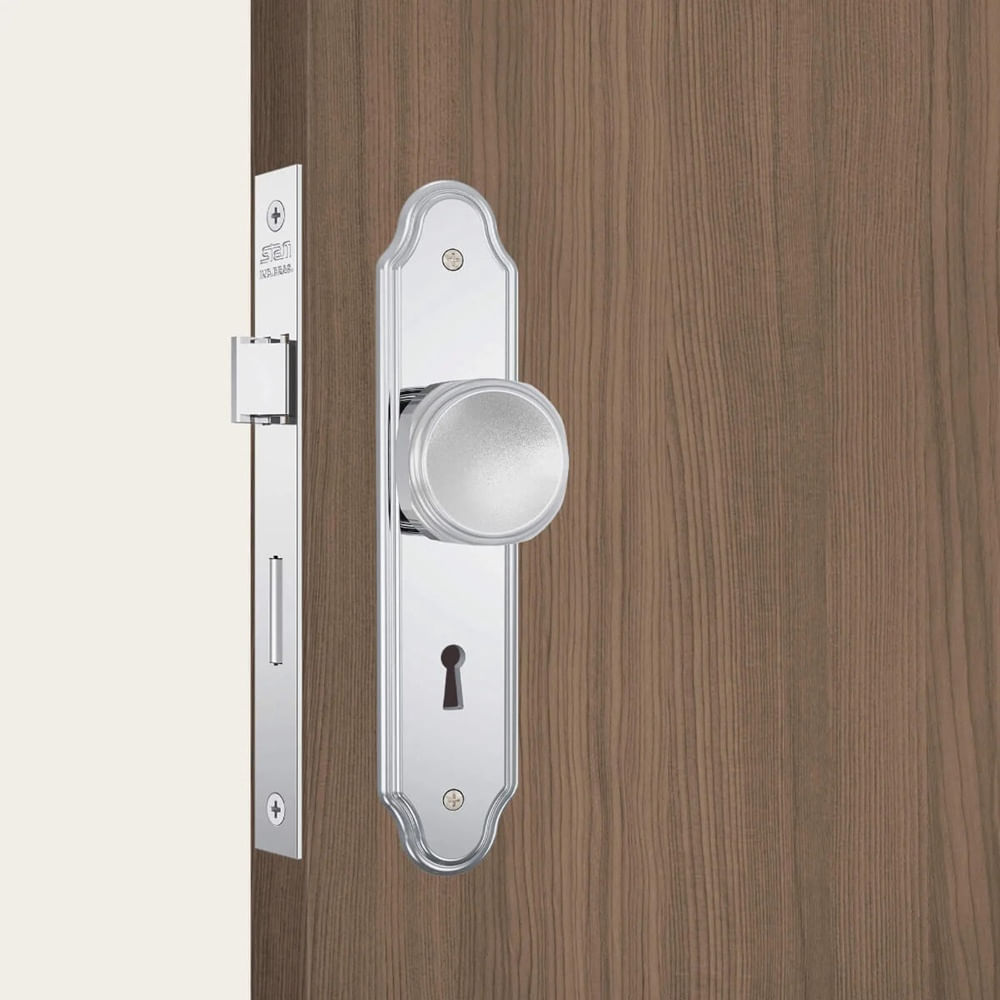 fechadura-813-02-interna-com-acabamento-cromado-e-espelho-de-a-o-inox